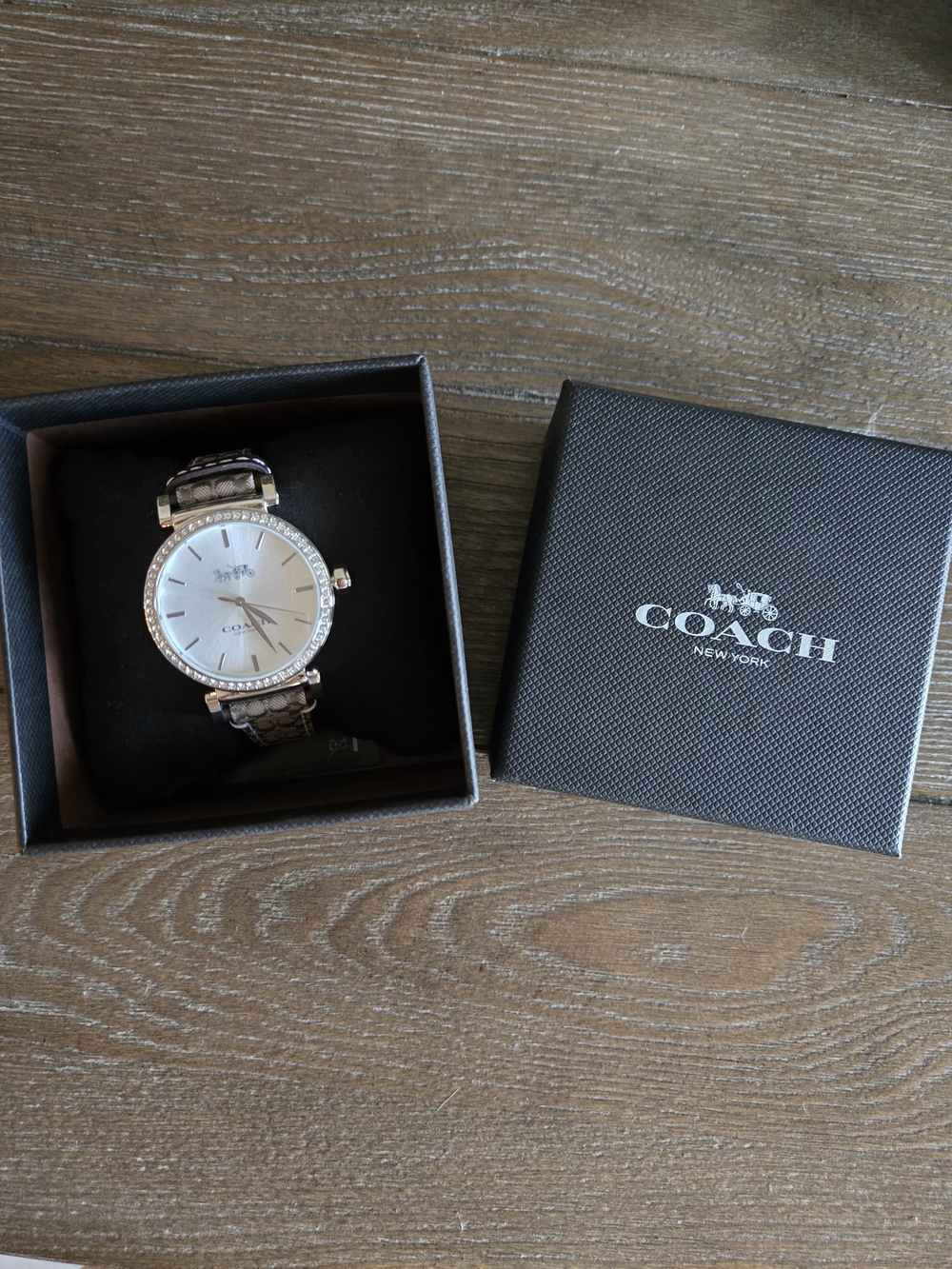 COACH Brand New Unworn Silver Dial Brown Leather Strap Watch